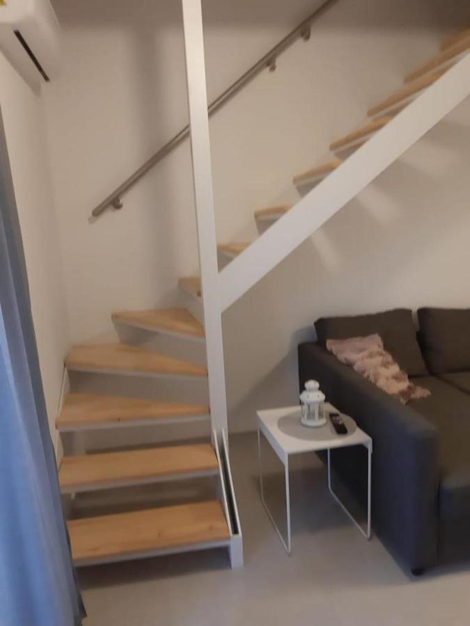 Apartman Hmelina Vrsi Buitenkant foto