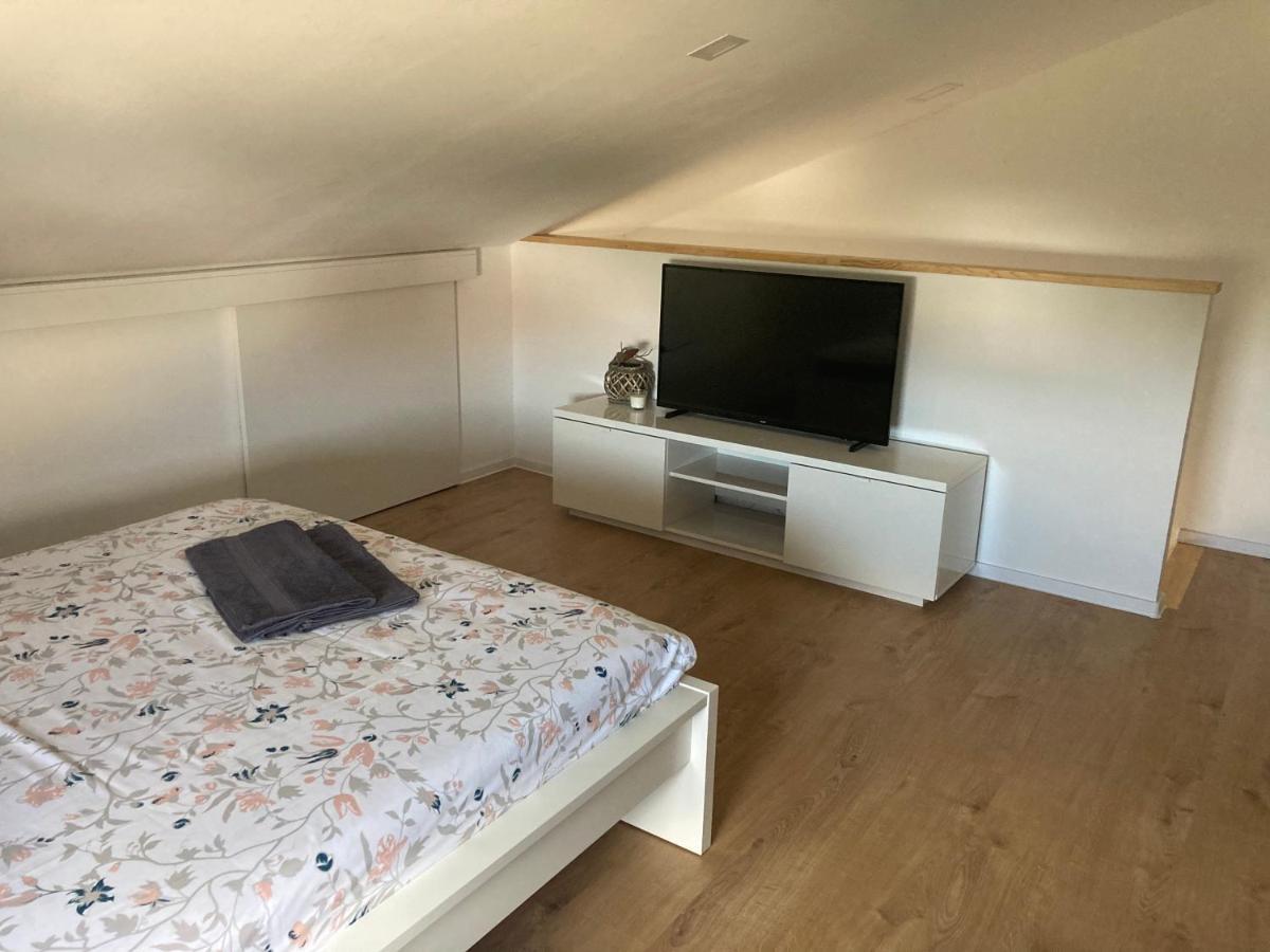 Apartman Hmelina Vrsi Buitenkant foto